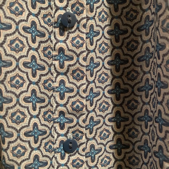 H&M Blue, Gold & Black Graphic Design Chiffon Sleeveless High Low Top - Picture 6 of 12